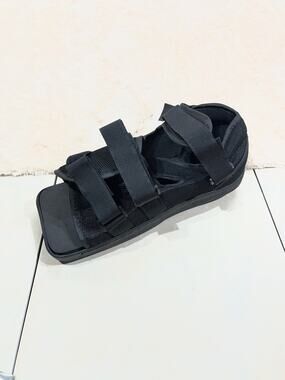 Post Op Walking Boot Medical Fracture Recovery Cast Shoe Unisex Fits Men 12 EUC